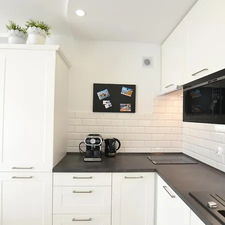 Darlowko Apartament Morski IX Дарлово Екстер'єр фото